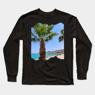 Beautiful photography of ocean waves and blue sky Long Sleeve T-Shirt